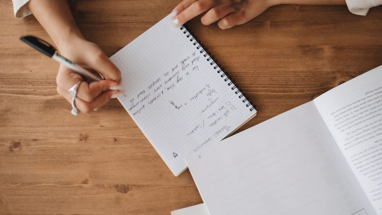 Micro-entreprise : démarches à connaître avant de lancer son activité